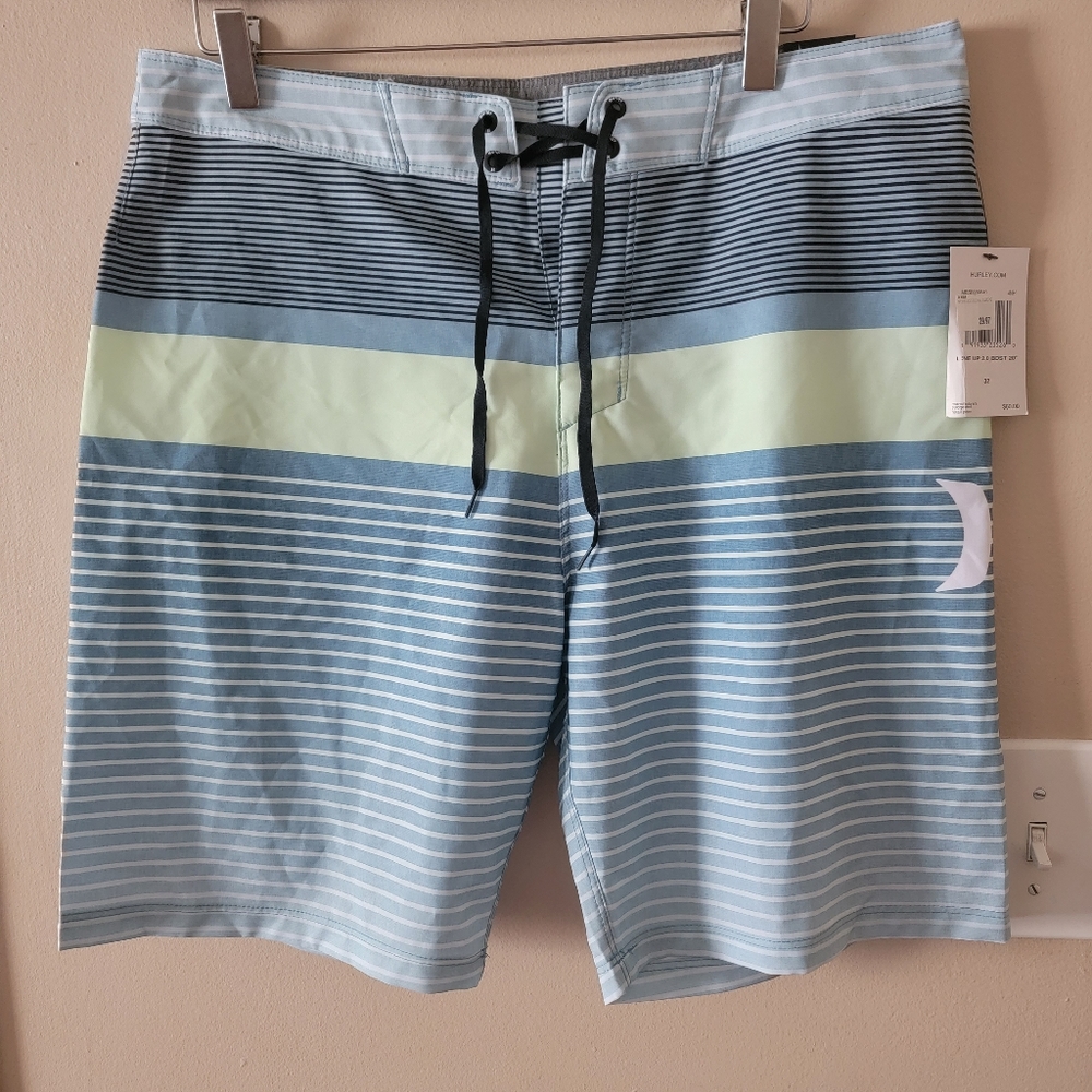Hurley boardshorts swim trunks size 32